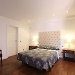 1102 - Marbella Town Villa